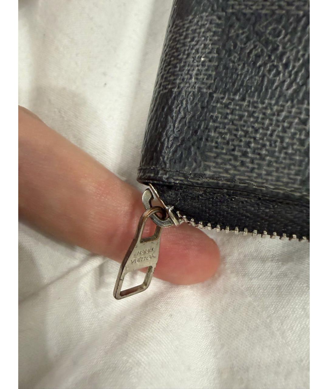 LOUIS VUITTON Черная ключница, фото 5