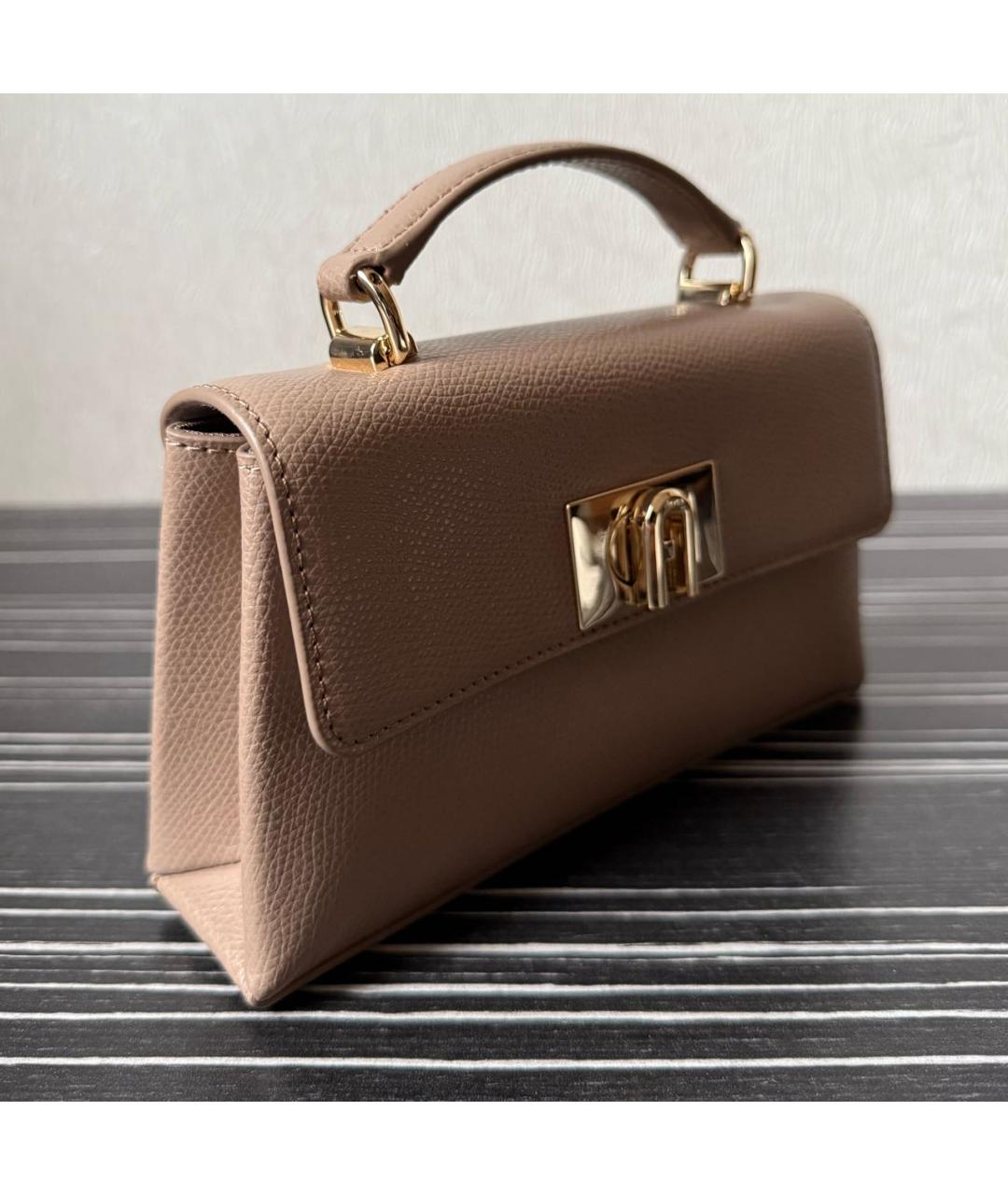 FURLA Бежевая кожаная сумка с короткими ручками, фото 2