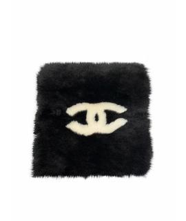 CHANEL Варежки