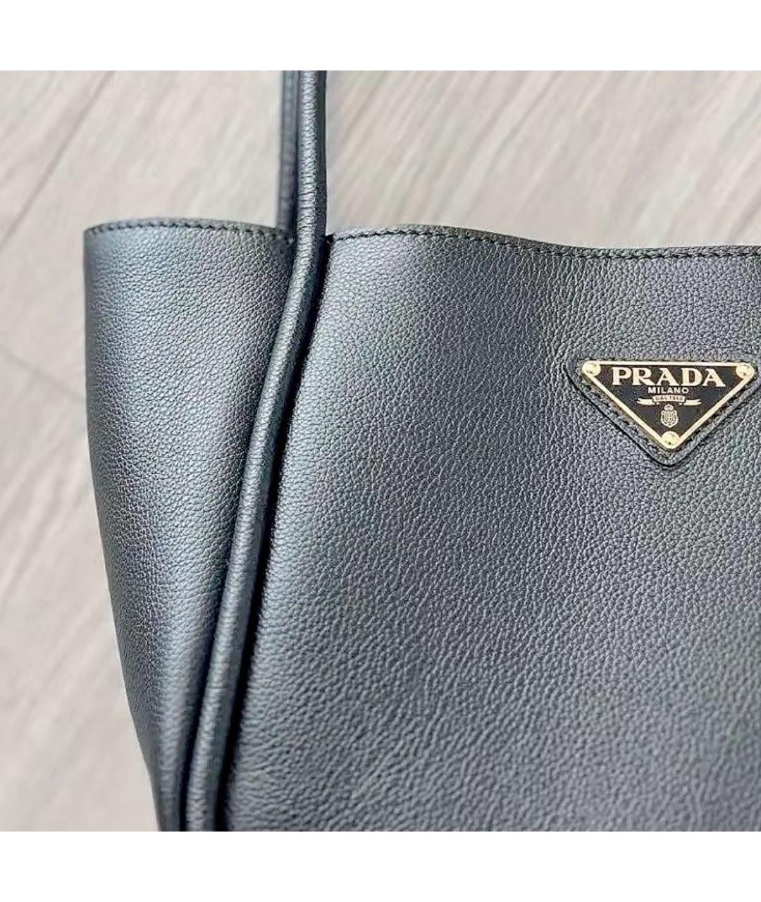 PRADA Черная кожаная сумка с короткими ручками, фото 7