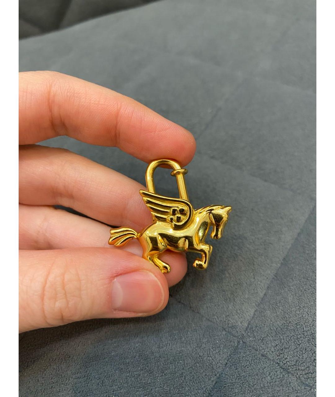 HERMES Золотой брелок, фото 2