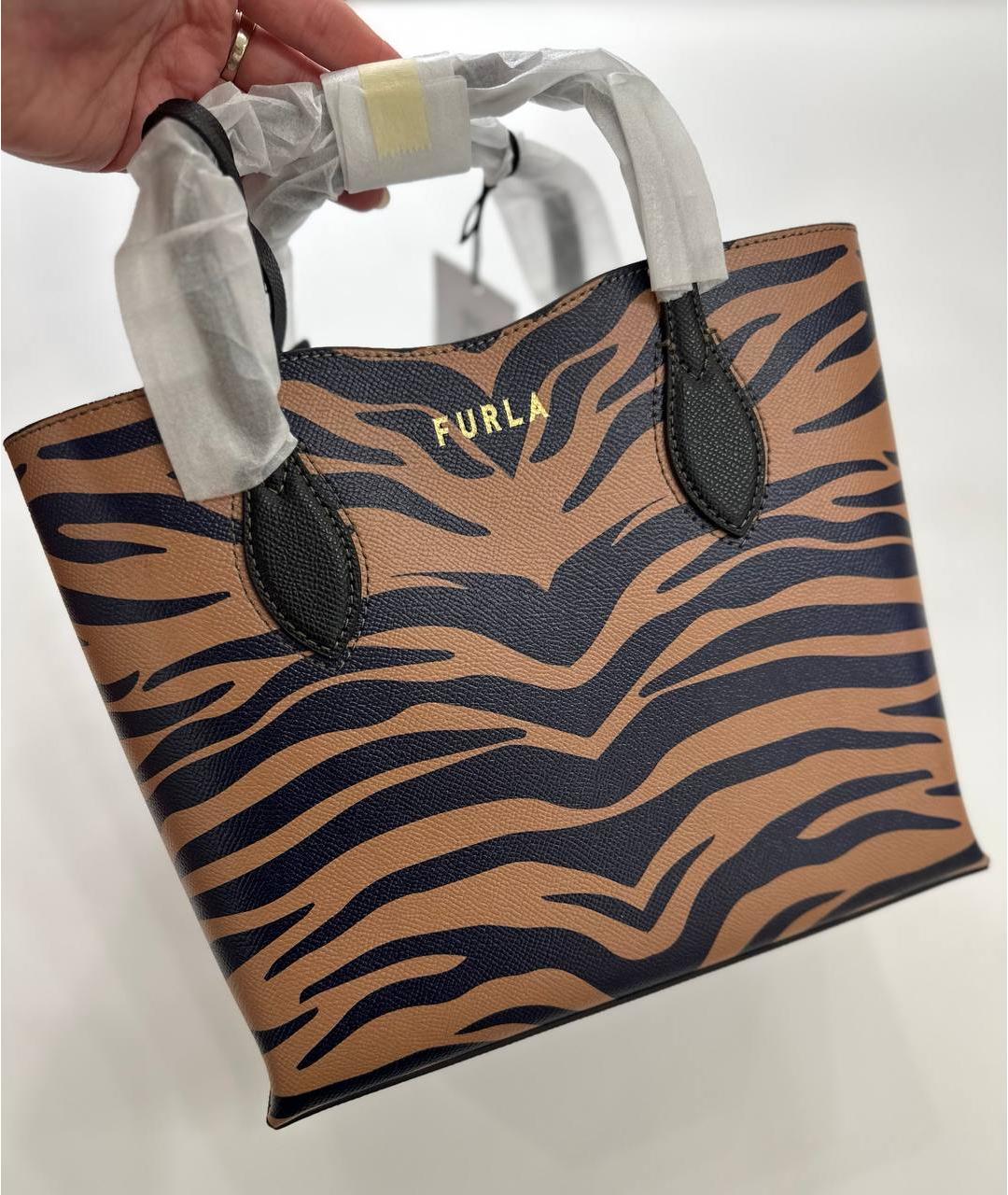 FURLA Черная кожаная сумка с короткими ручками, фото 2