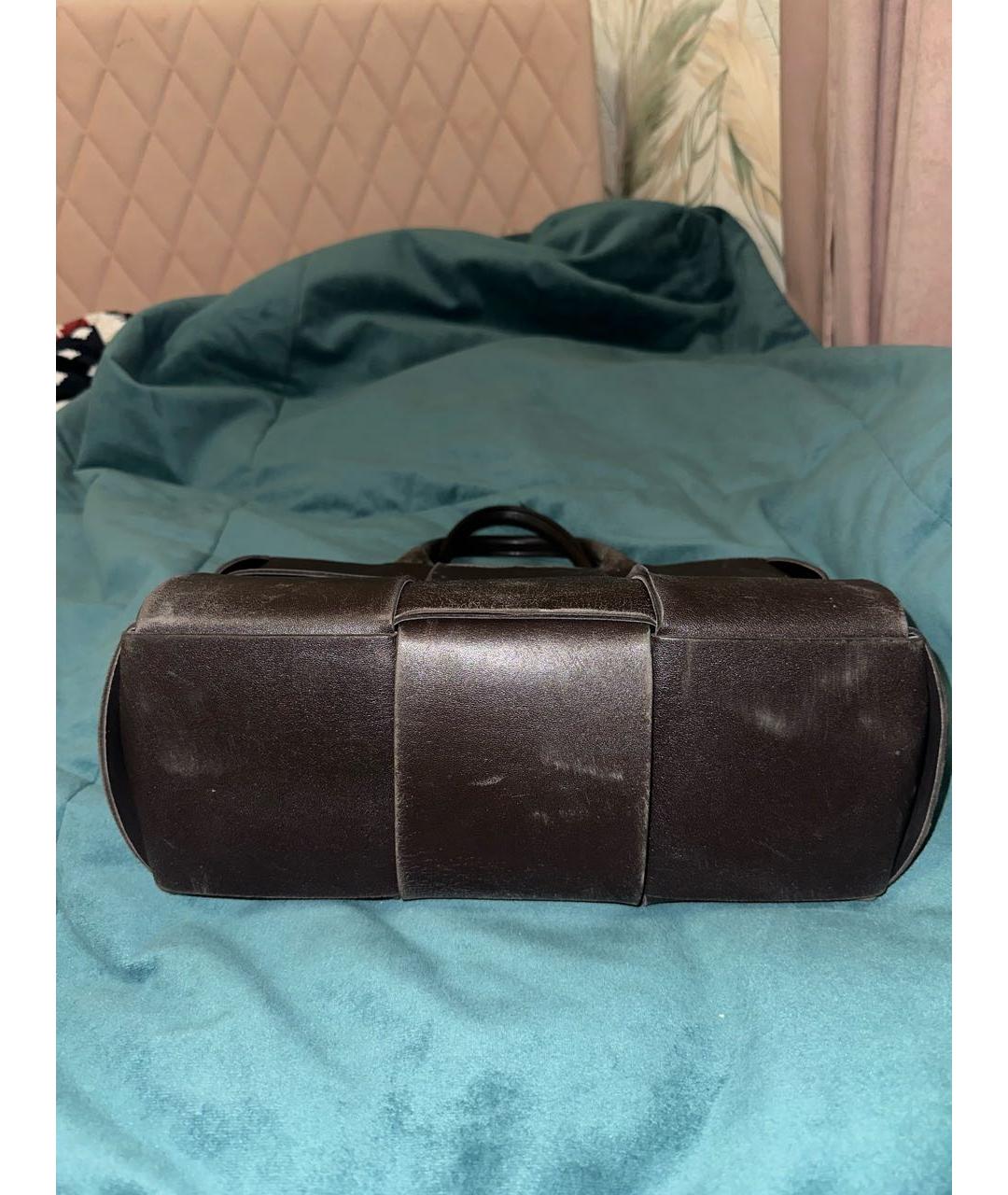 BOTTEGA VENETA Коричневая замшевая сумка с короткими ручками, фото 6