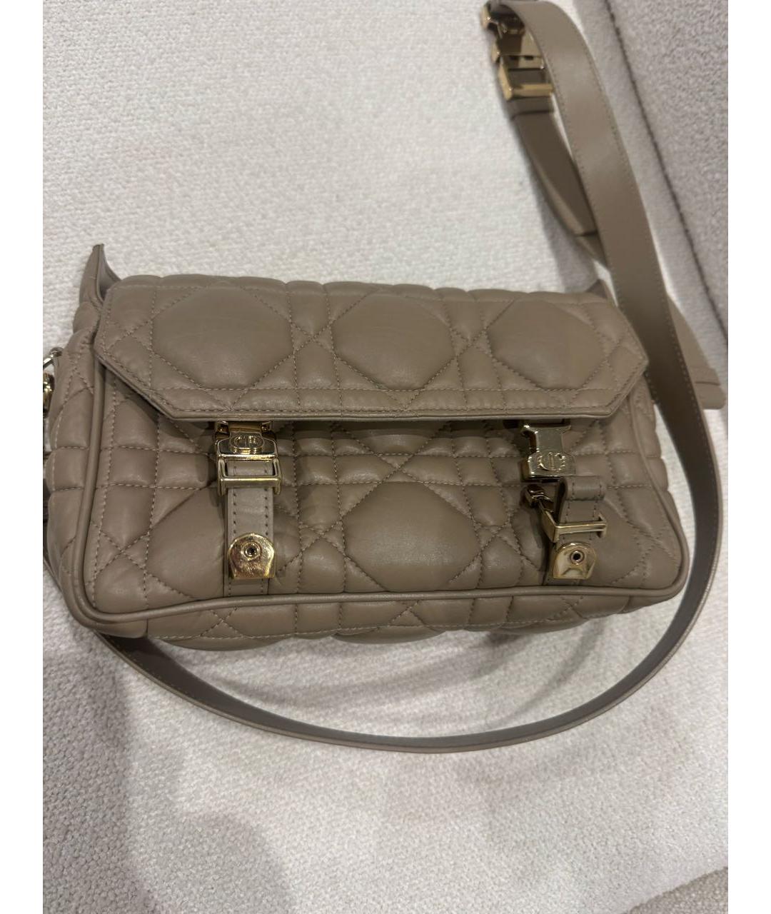 CHRISTIAN DIOR Бежевая кожаная сумка через плечо, фото 3