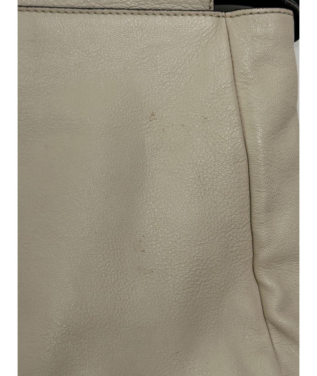 FENDI Бежевая кожаная сумка с короткими ручками, фото 5