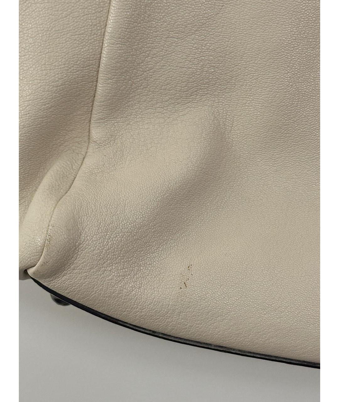 FENDI Бежевая кожаная сумка с короткими ручками, фото 4