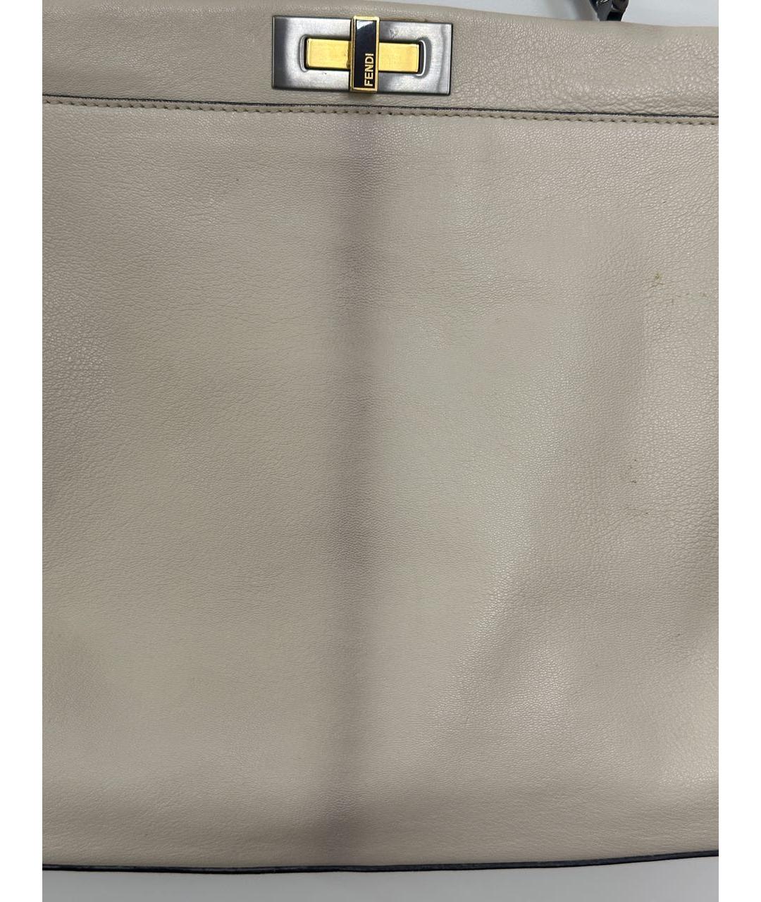 FENDI Бежевая кожаная сумка с короткими ручками, фото 6
