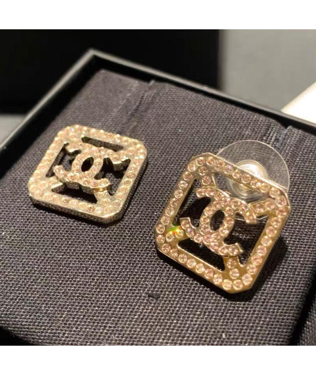 CHANEL Золотые металлические серьги, фото 2