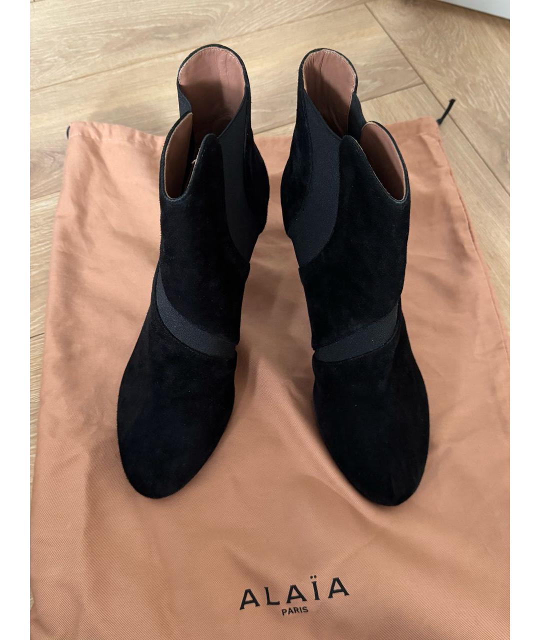 ALAIA Черные замшевые ботильоны, фото 2