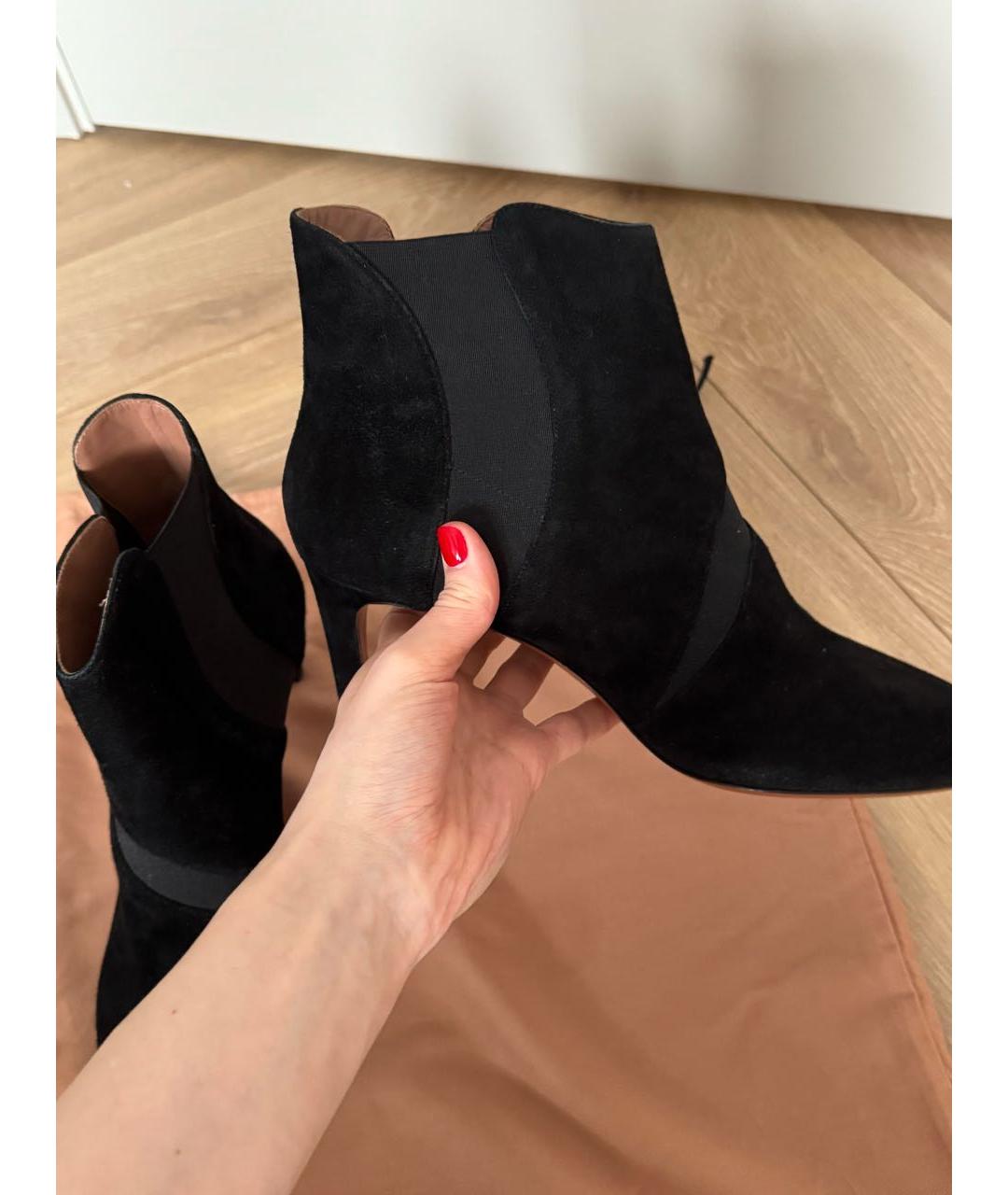 ALAIA Черные замшевые ботильоны, фото 3