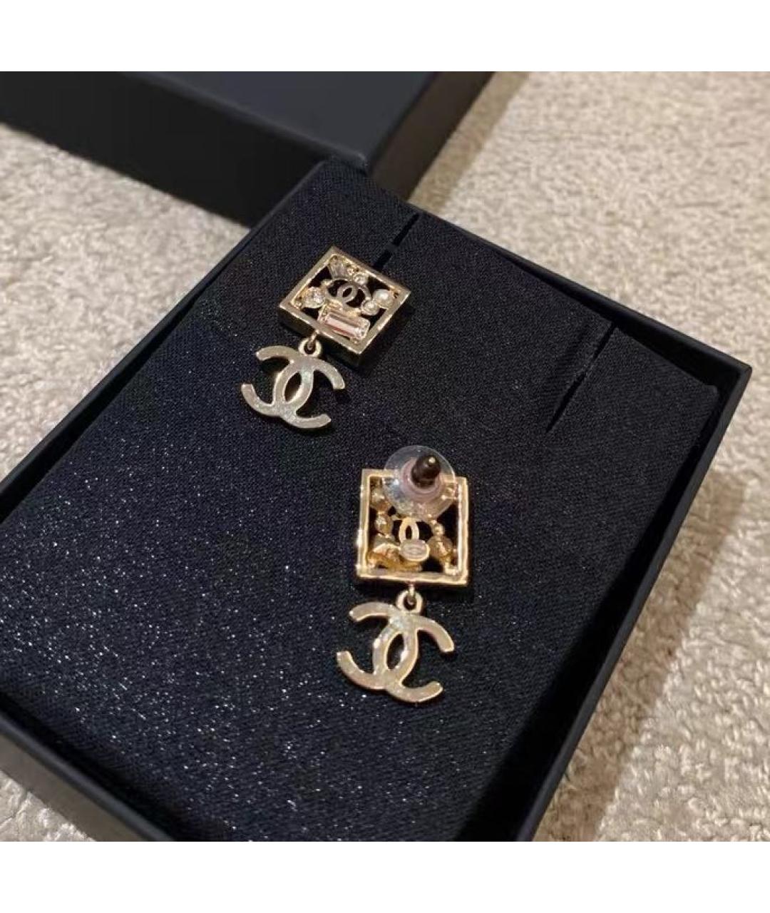 CHANEL Золотые металлические серьги, фото 4
