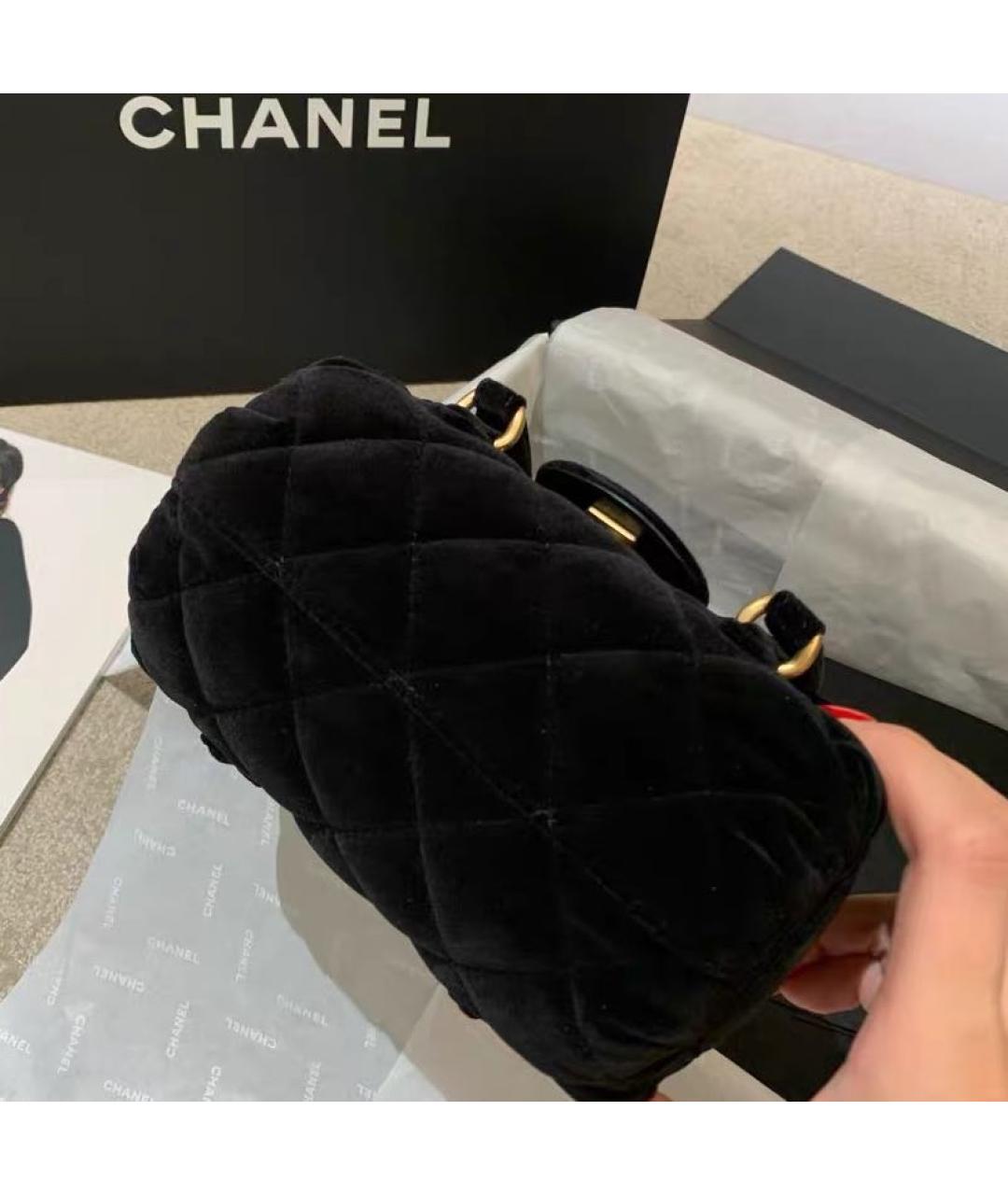 CHANEL Черная бархатная сумка с короткими ручками, фото 7