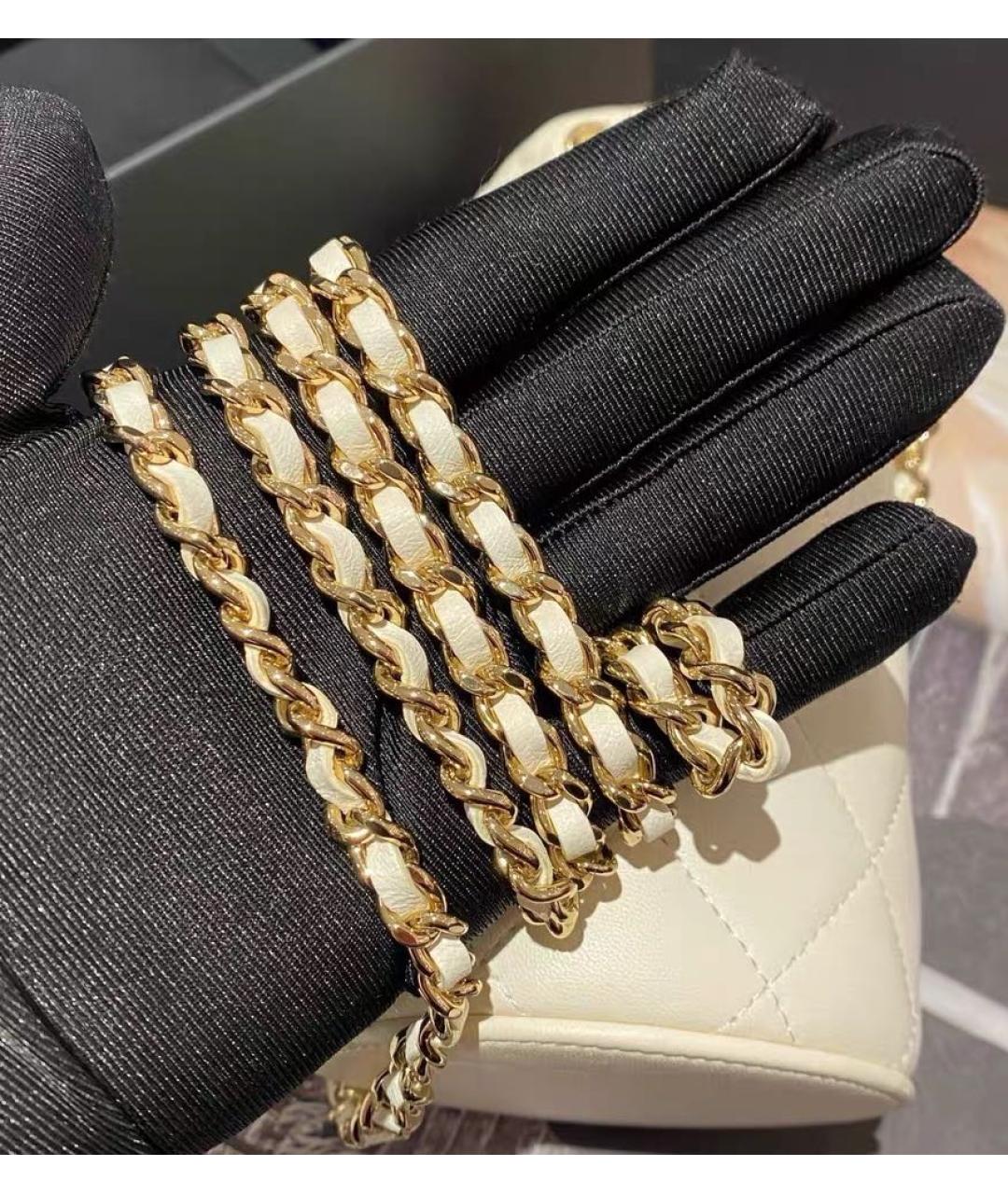 CHANEL Белая кожаная сумка через плечо, фото 7