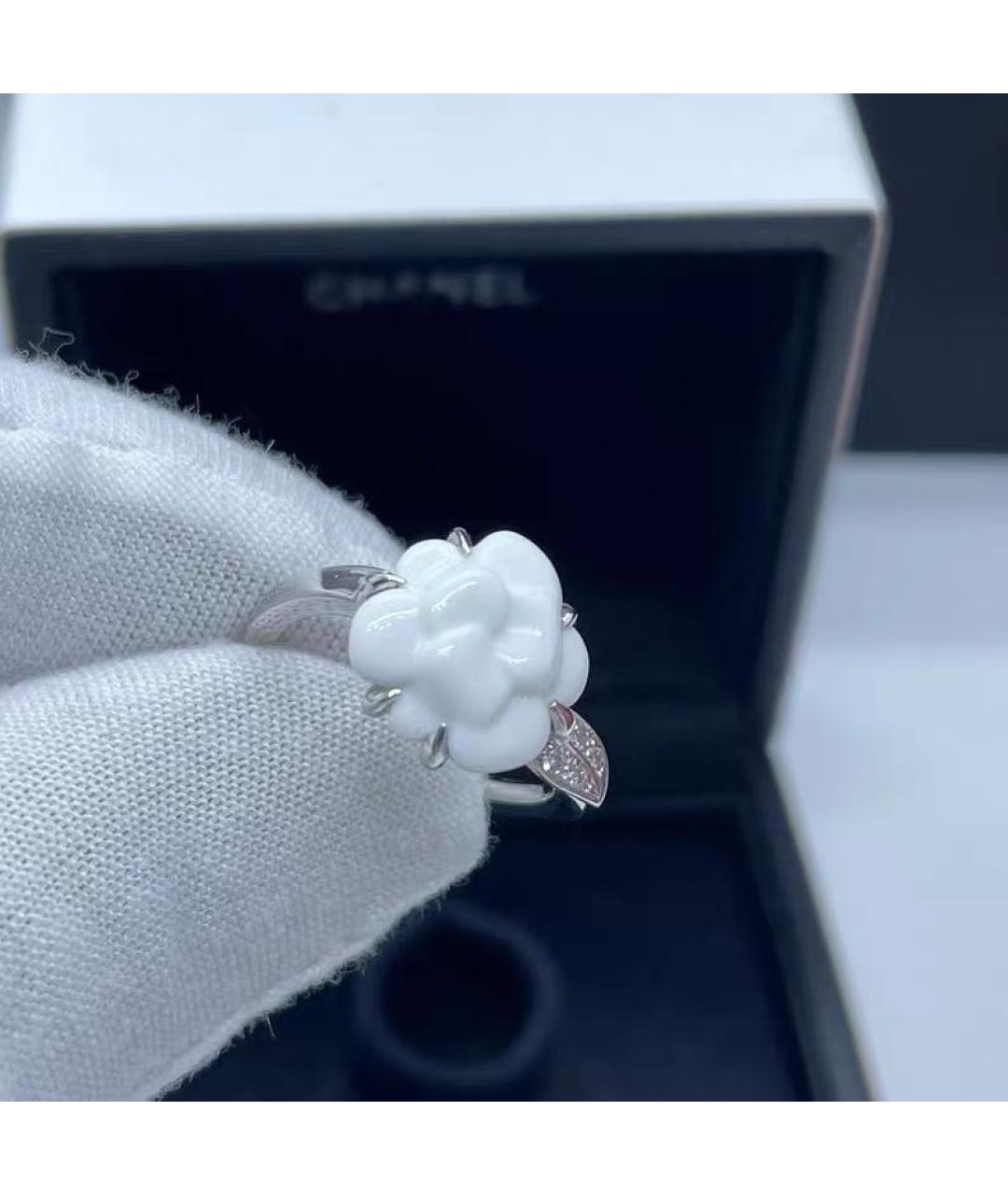 CHANEL Белое кольцо из белого золота, фото 3
