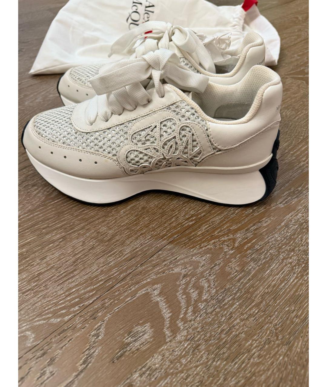 ALEXANDER MCQUEEN Белые текстильные кроссовки, фото 4