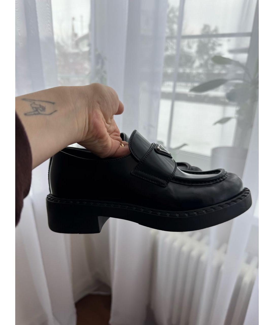 PRADA Черные лоферы из лакированной кожи, фото 4