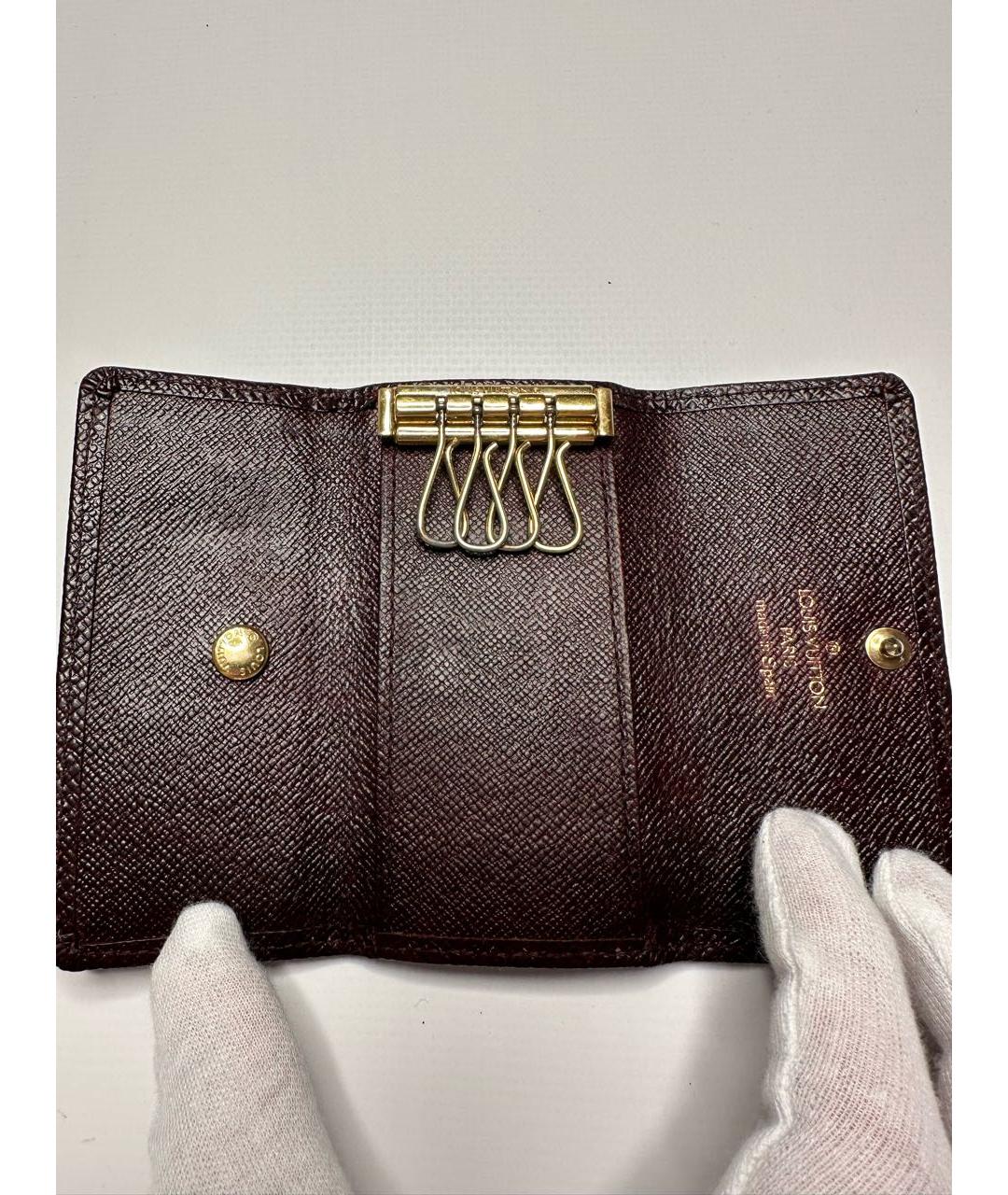 LOUIS VUITTON Коричневая ключница, фото 4