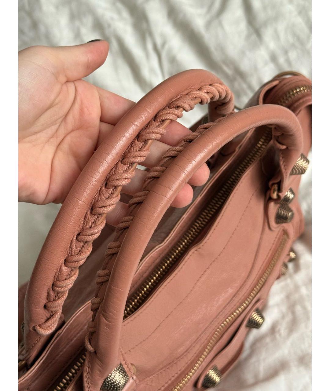 BALENCIAGA Коралловая кожаная сумка с короткими ручками, фото 3