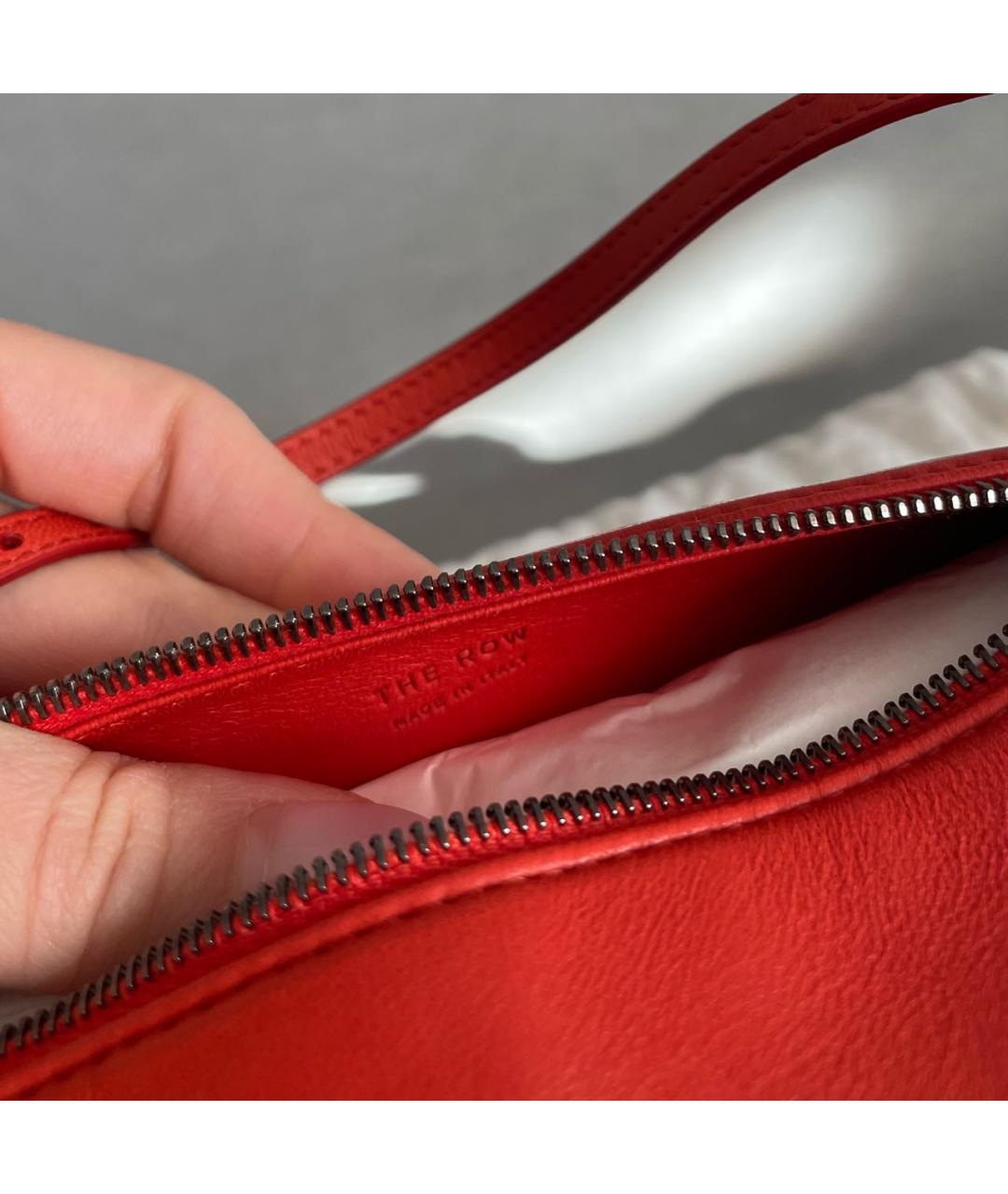 THE ROW Красная кожаная сумка с короткими ручками, фото 7