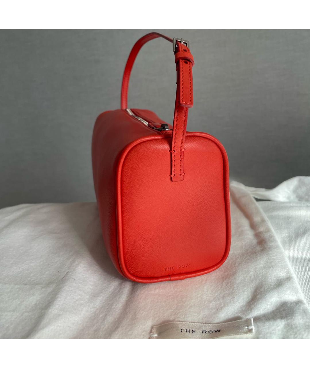 THE ROW Красная кожаная сумка с короткими ручками, фото 3
