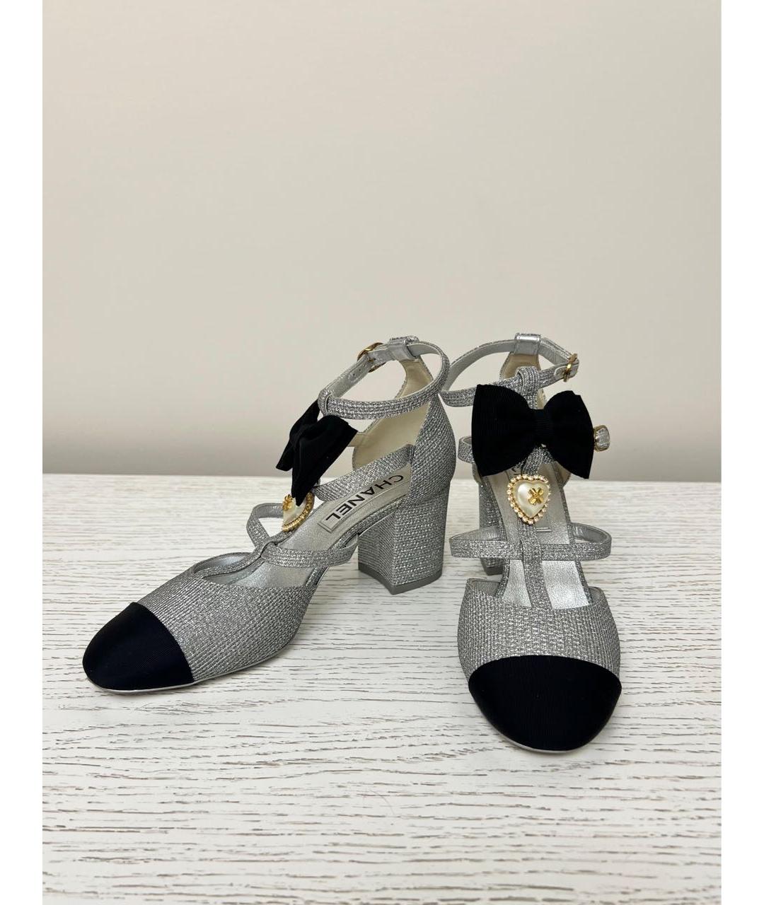 CHANEL Серебряные туфли, фото 3