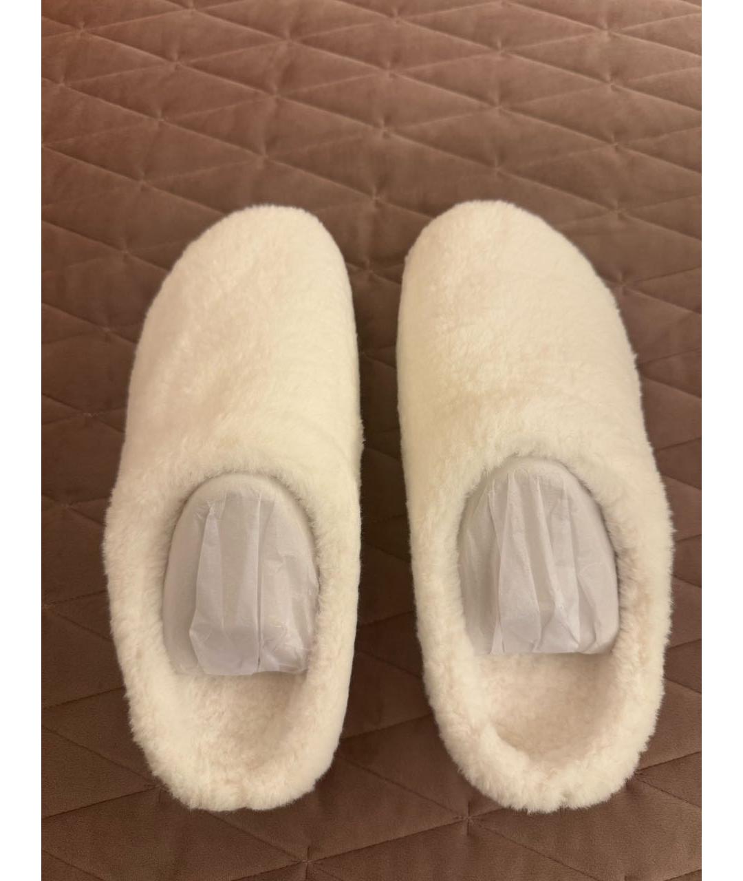 ALO YOGA Белые текстильные шлепанцы, фото 2