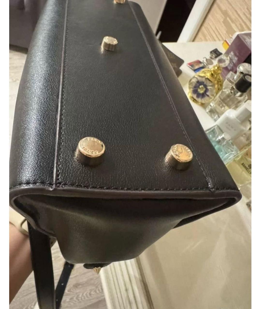 FENDI Черная кожаная сумка с короткими ручками, фото 6