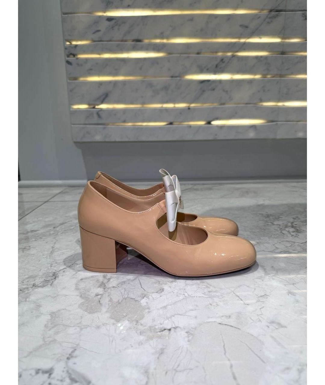 CHANEL Бежевые туфли из лакированной кожи, фото 10