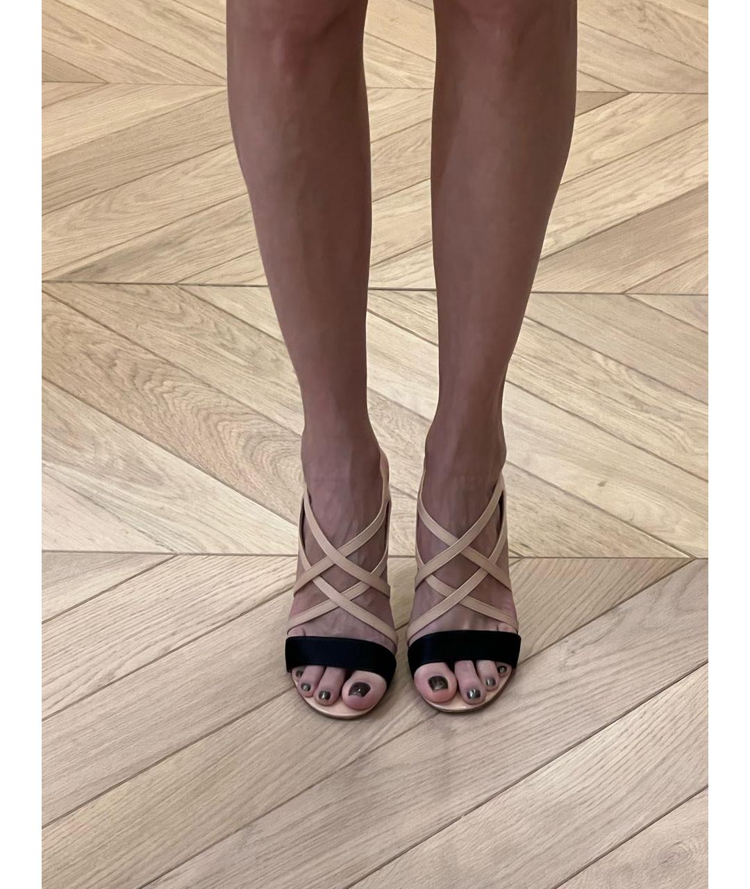 CHANEL Бежевые кожаные босоножки, фото 7