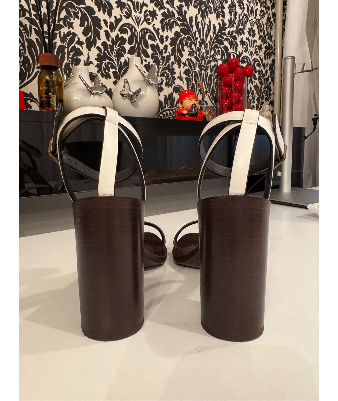 SAINT LAURENT Белые кожаные босоножки, фото 4