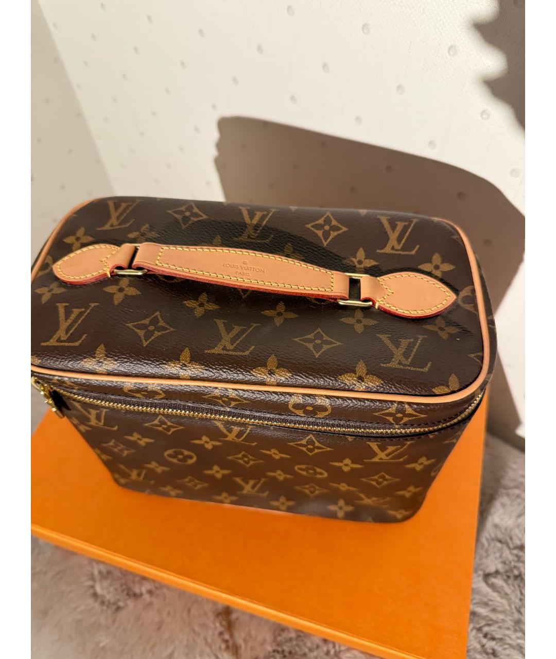 LOUIS VUITTON Коричневая косметичка, фото 3
