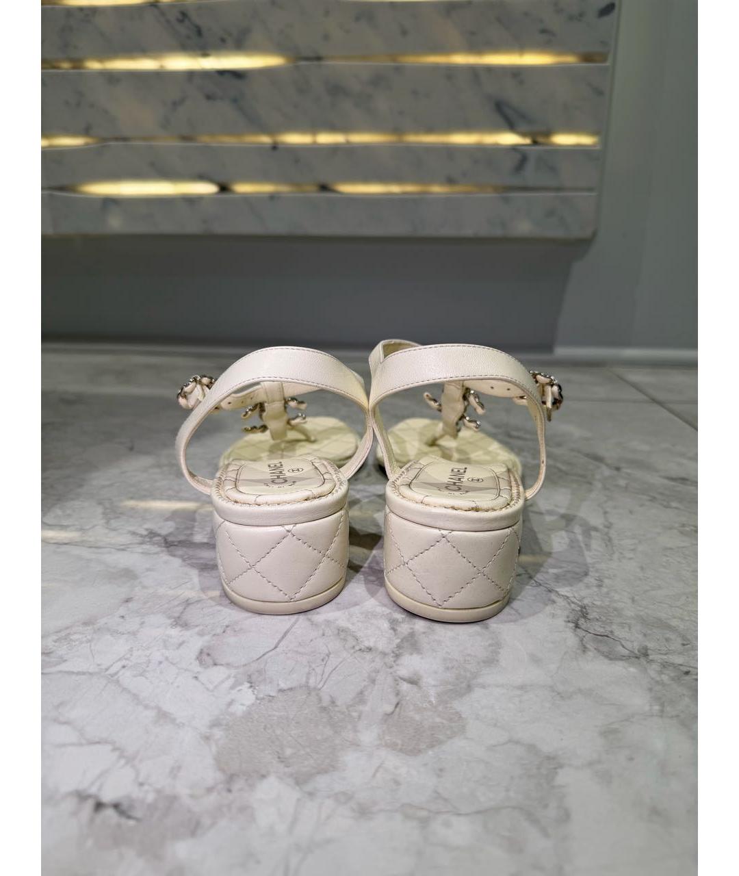 CHANEL Бежевые кожаные сандалии, фото 5