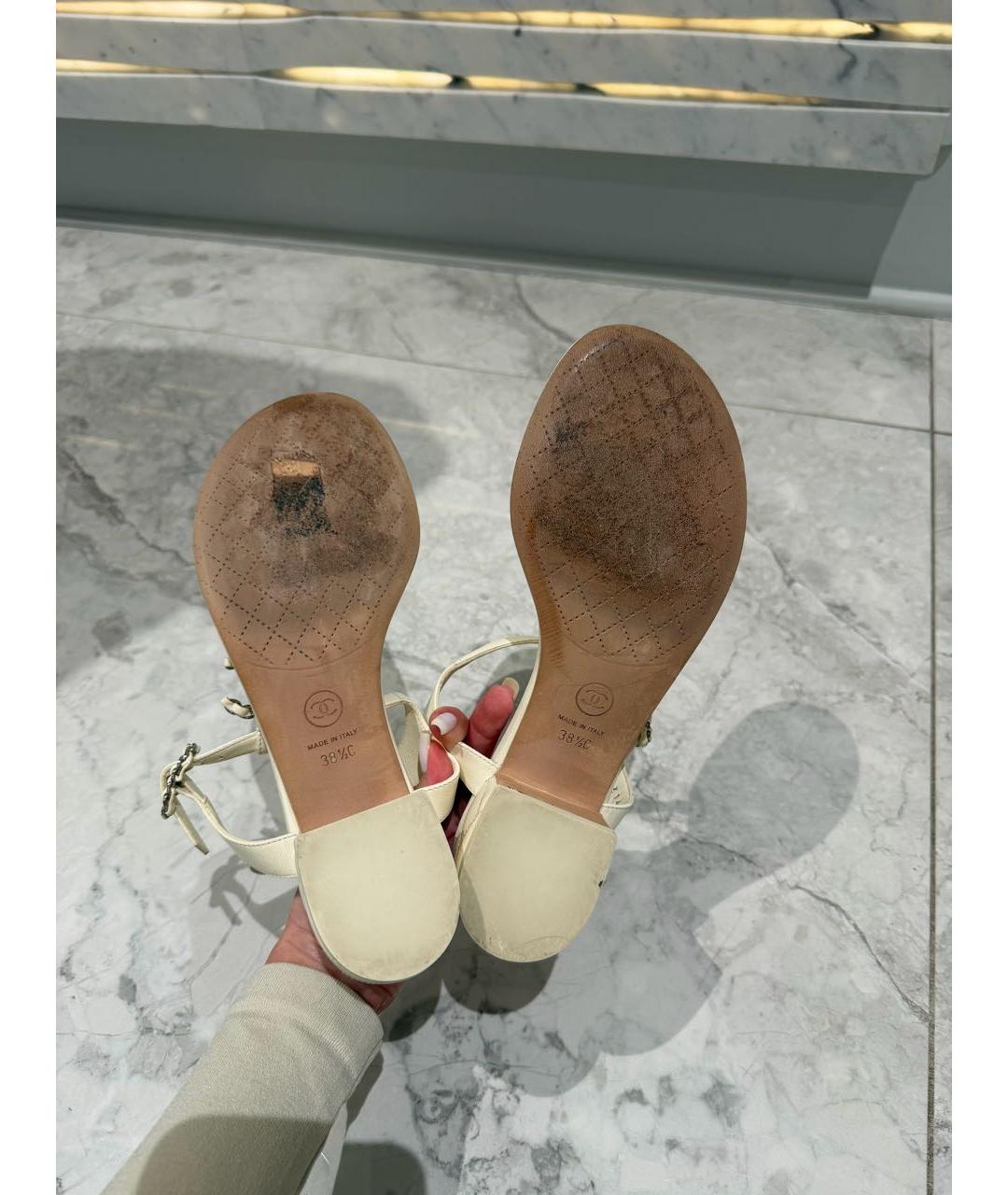 CHANEL Бежевые кожаные сандалии, фото 6