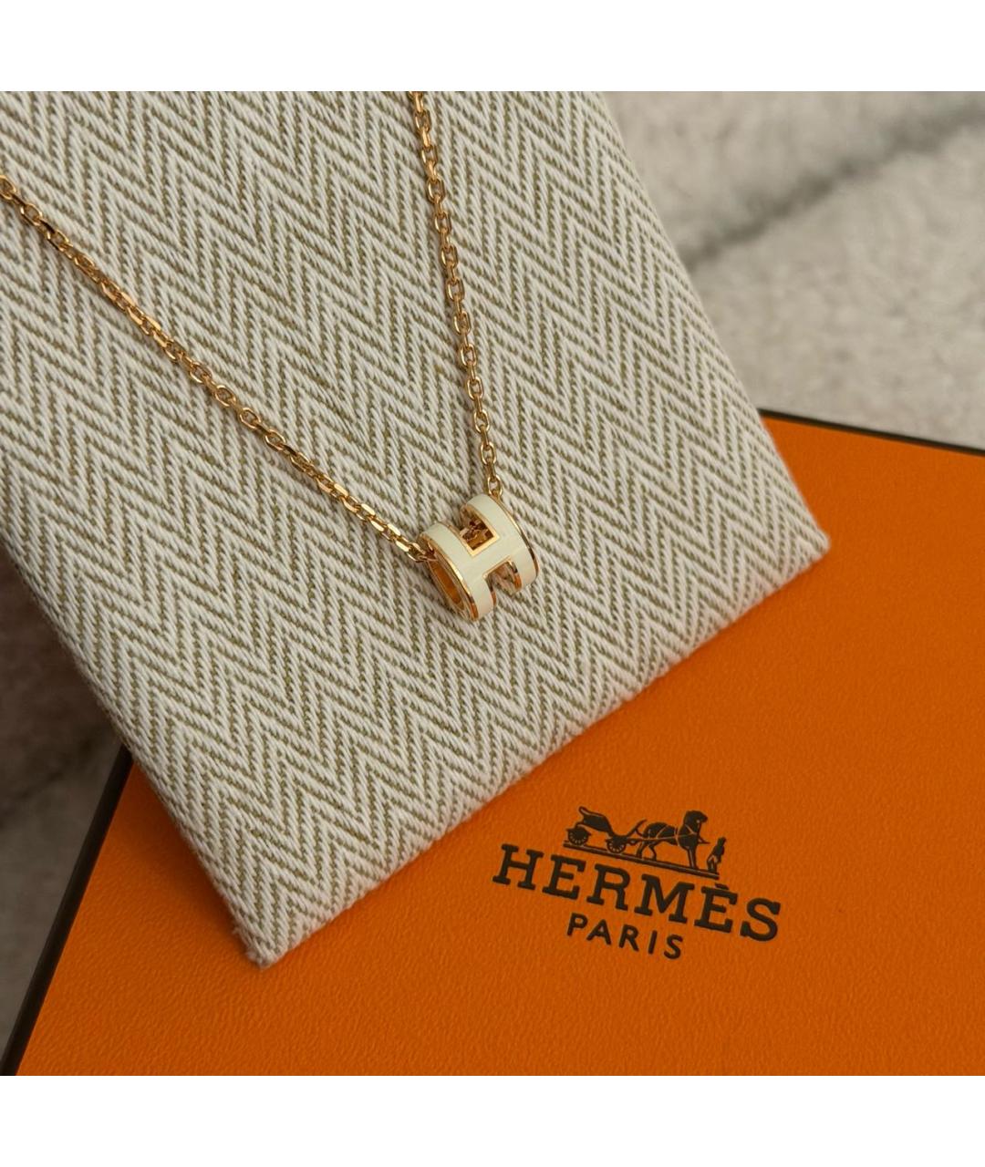 HERMES Белая металлическая подвеска, фото 4