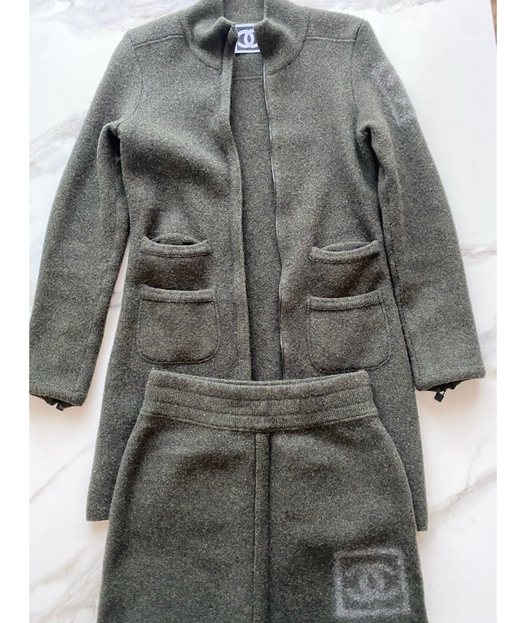 CHANEL Зеленый шерстяной костюм с юбками, фото 5