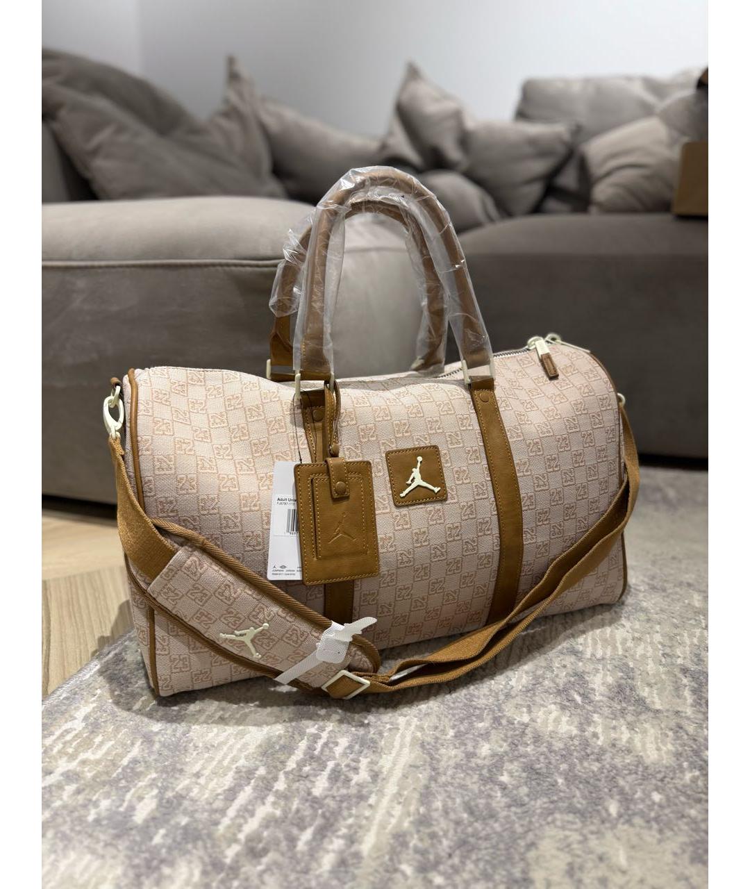 JORDAN Бежевая тканевая дорожная/спортивная сумка, фото 3