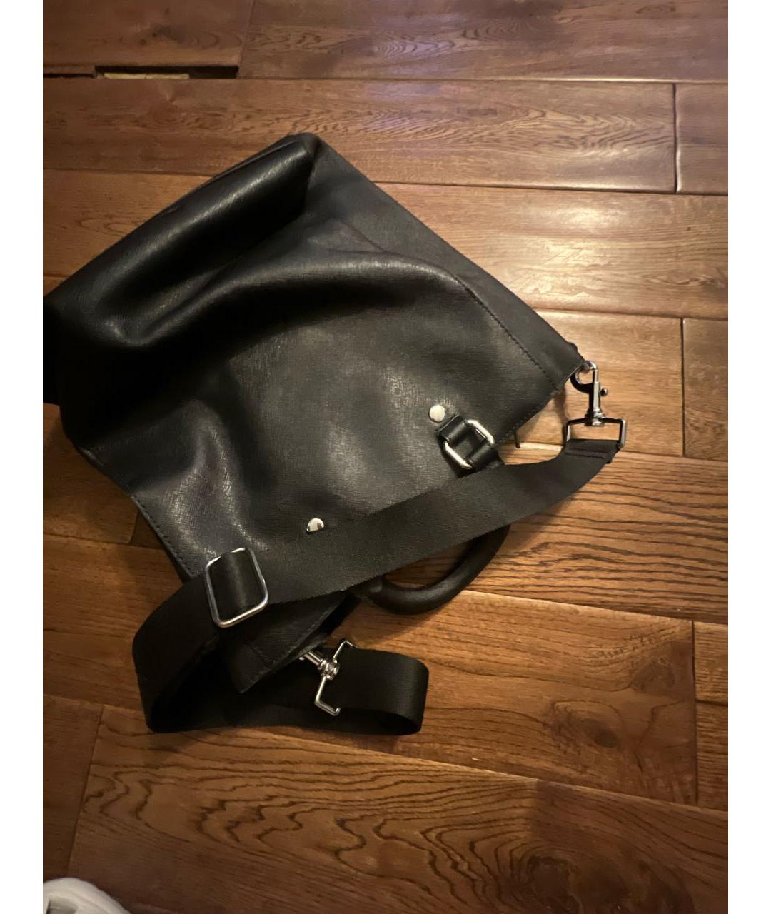 MCQ ALEXANDER MCQUEEN Черная кожаная сумка с короткими ручками, фото 5