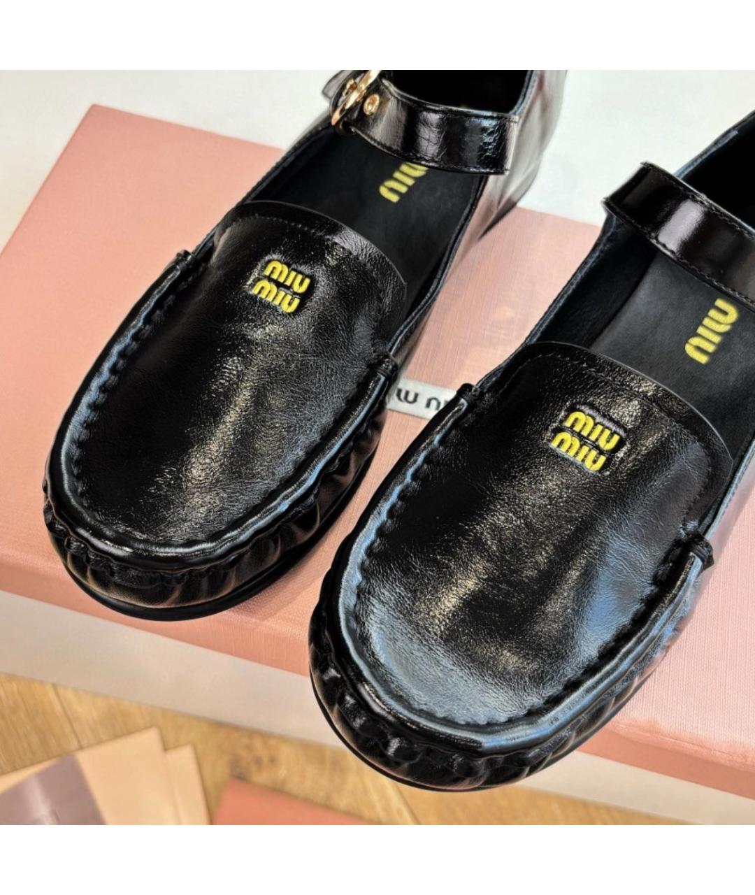 MIU MIU Черные туфли из лакированной кожи, фото 4