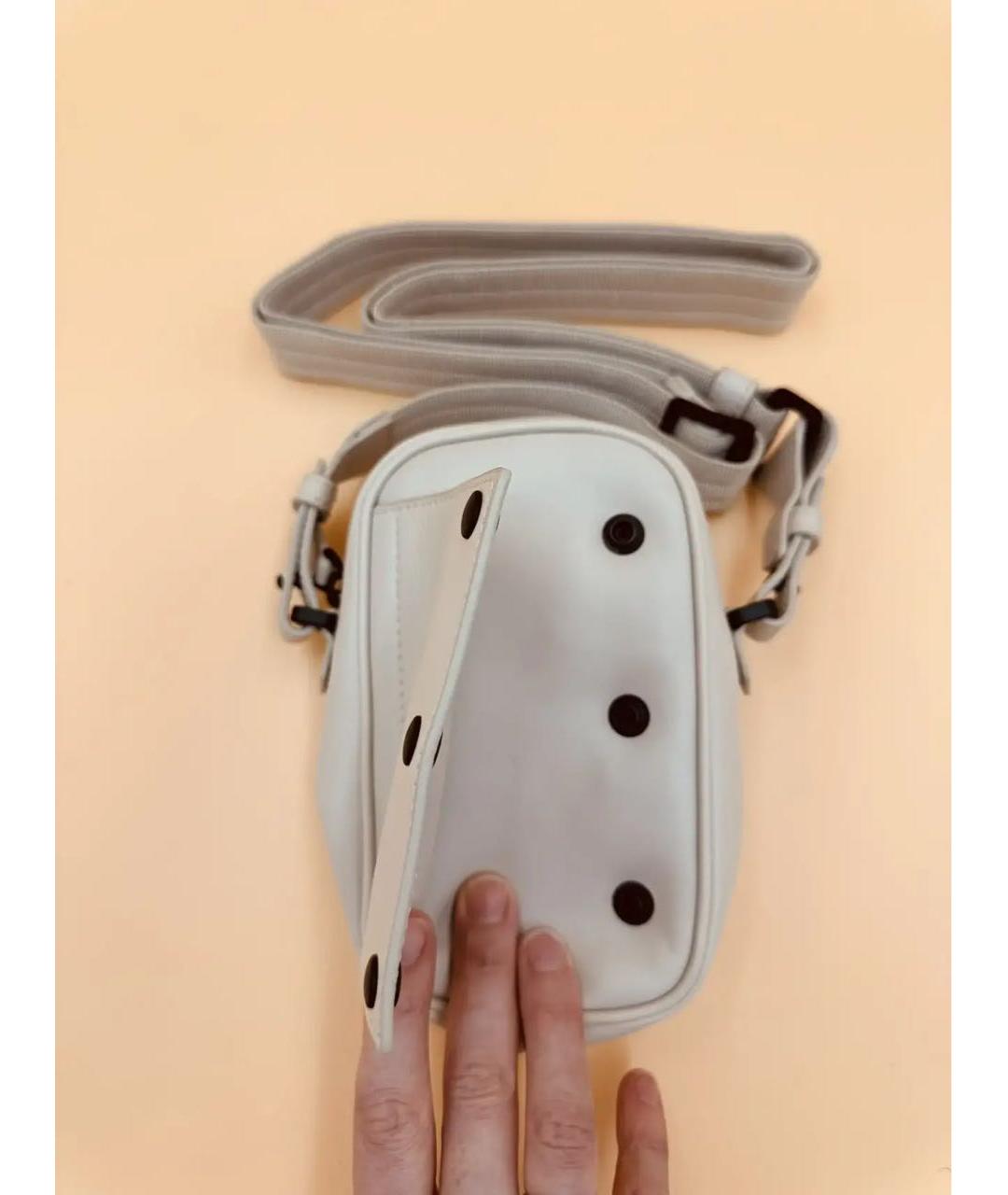 BOTTEGA VENETA Серая кожаная поясная сумка, фото 5