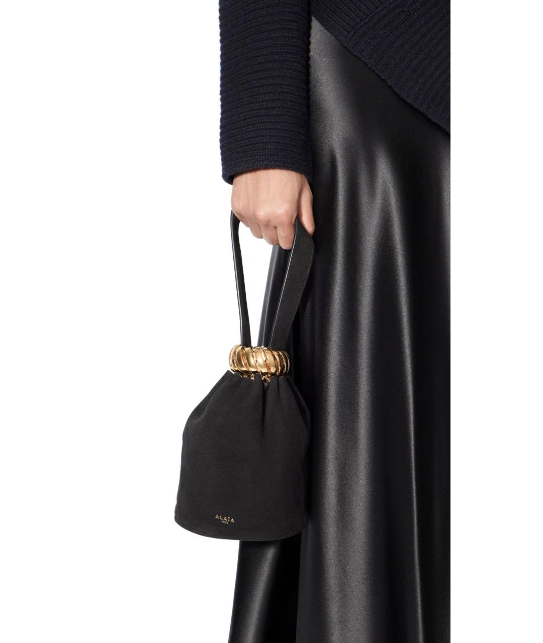 ALAIA Черная замшевая сумка с короткими ручками, фото 4