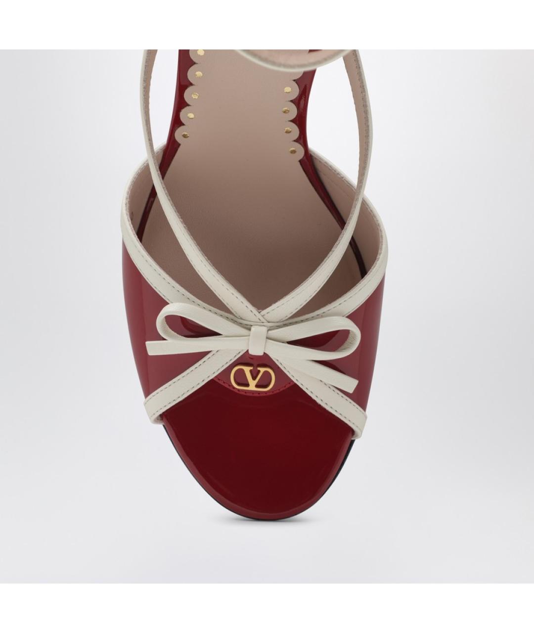 VALENTINO Красные босоножки из лакированной кожи, фото 3