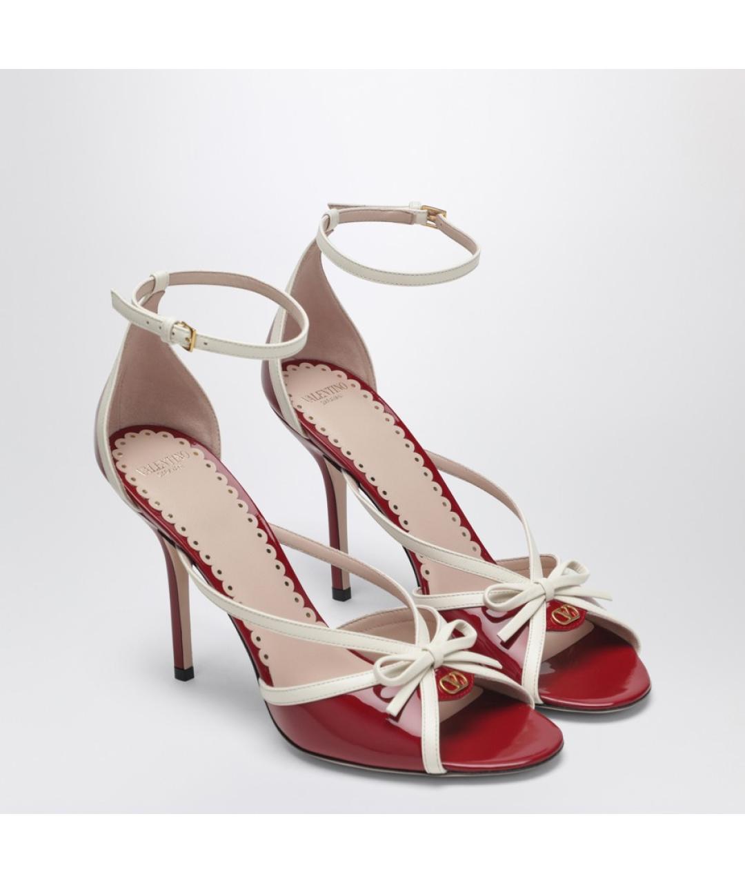 VALENTINO Красные босоножки из лакированной кожи, фото 2