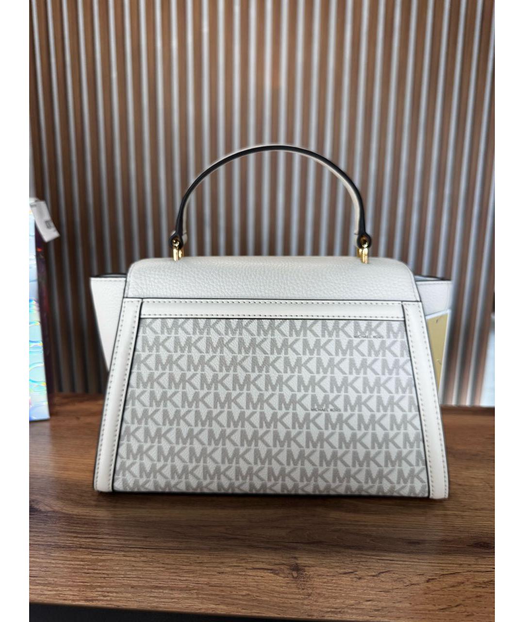 MICHAEL KORS Бежевая кожаная сумка с короткими ручками, фото 3