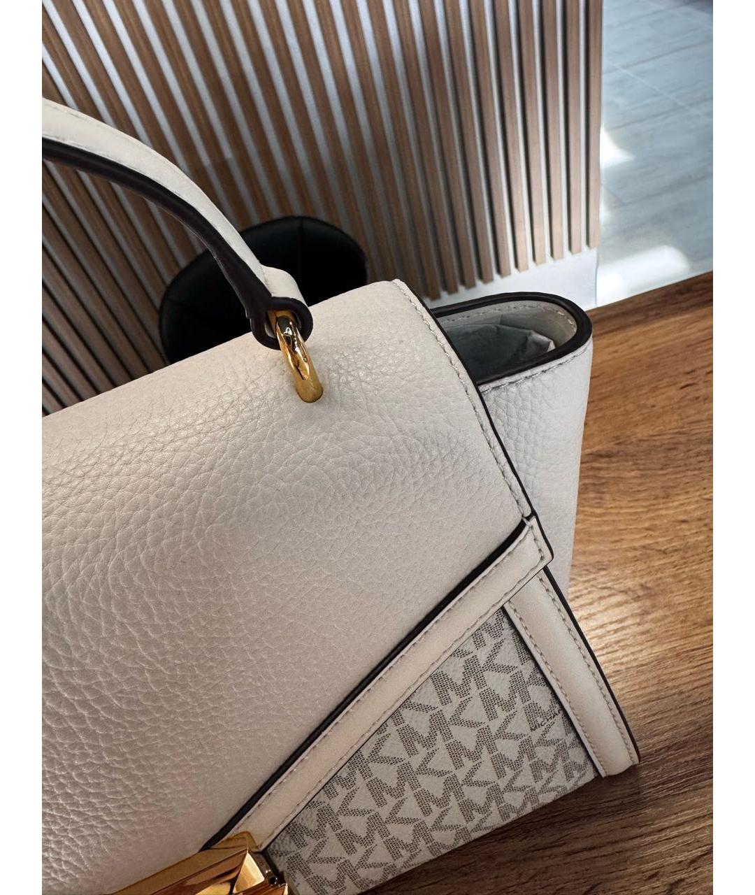 MICHAEL KORS Бежевая кожаная сумка с короткими ручками, фото 4