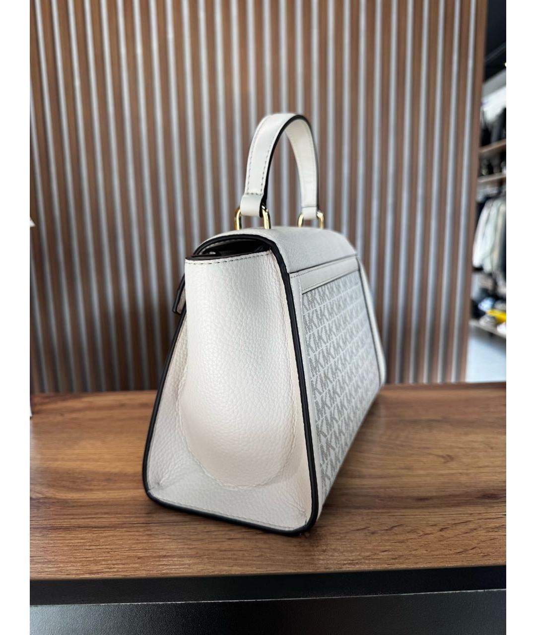 MICHAEL KORS Бежевая кожаная сумка с короткими ручками, фото 2