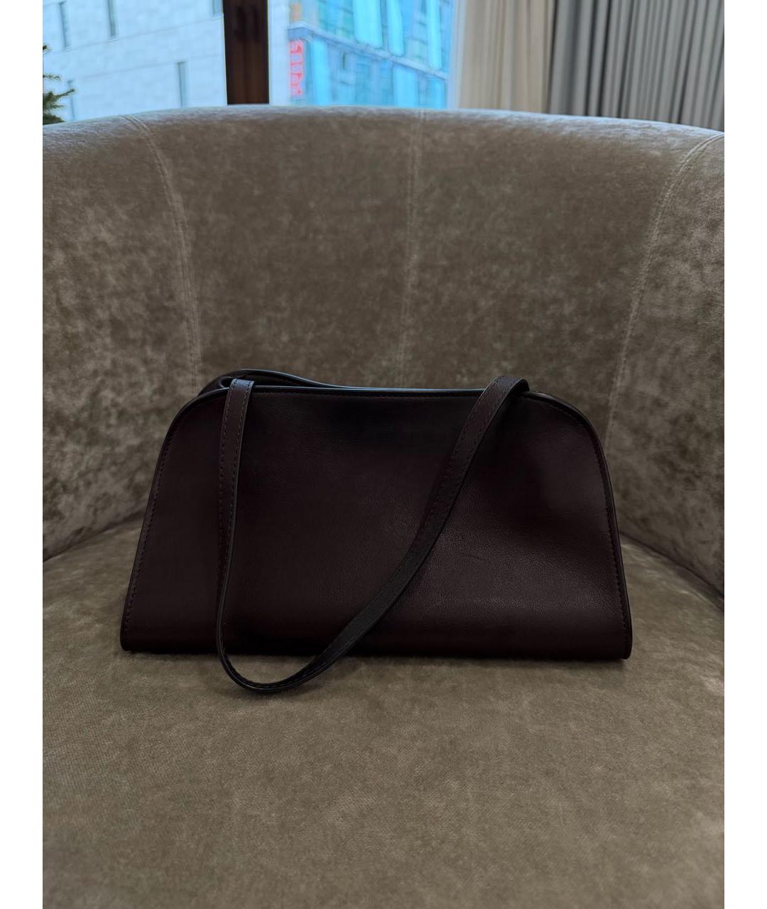 THE ROW Коричневая кожаная сумка с короткими ручками, фото 7
