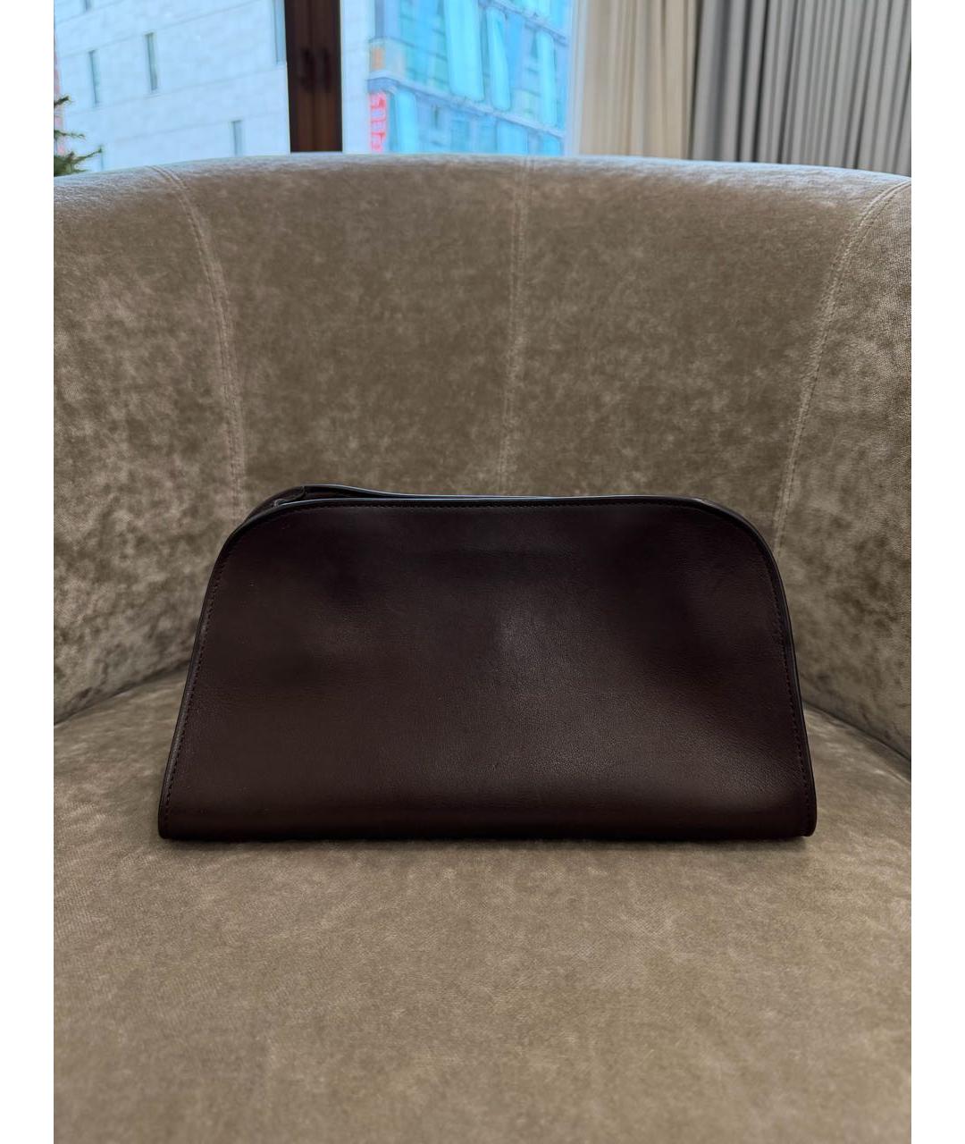 THE ROW Коричневая кожаная сумка с короткими ручками, фото 2