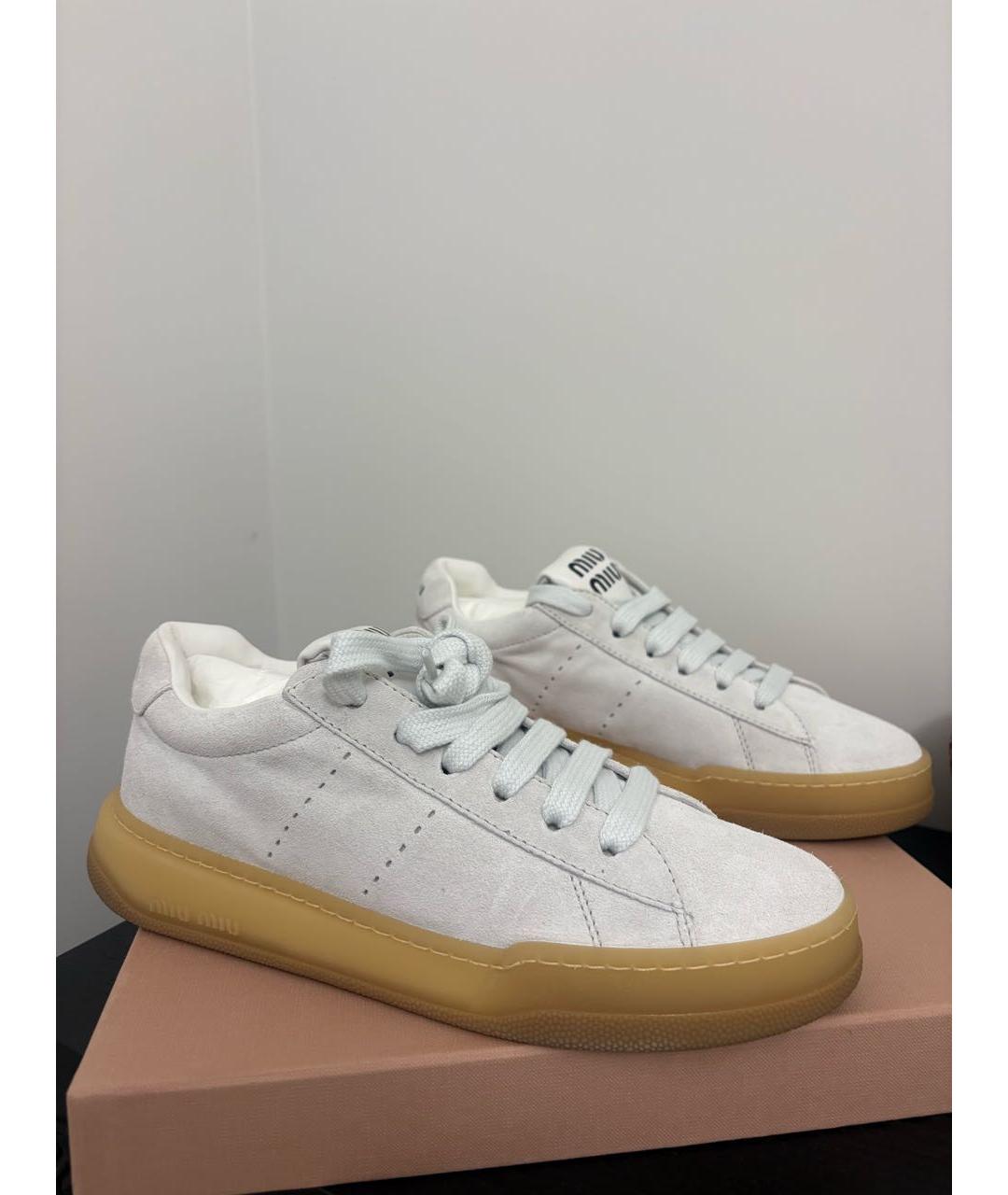 MIU MIU Белые замшевые кеды, фото 3