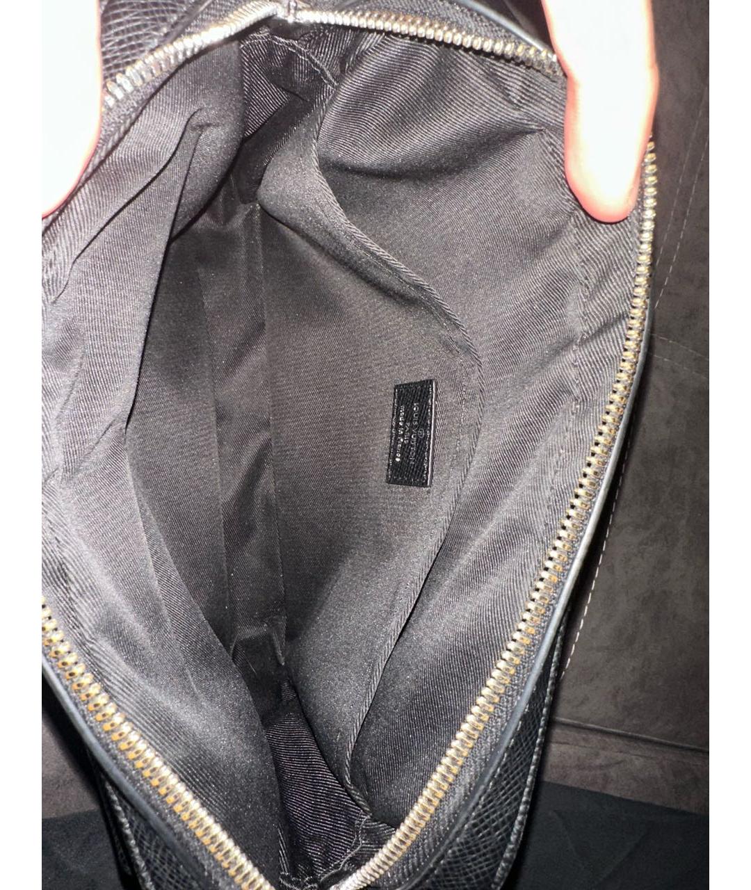 LOUIS VUITTON Черная кожаная сумка на плечо, фото 4