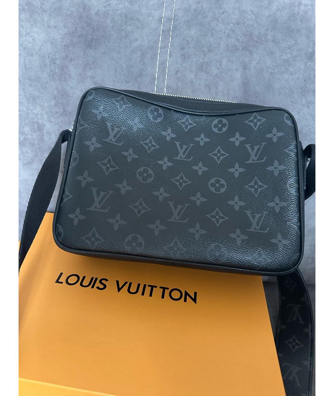 LOUIS VUITTON Черная кожаная сумка на плечо, фото 2